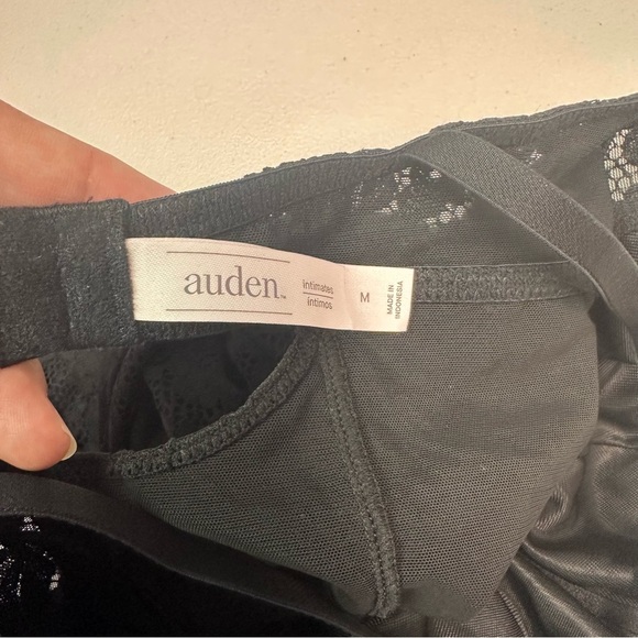 Auden | Black Lace Dress - Picture 5 of 5